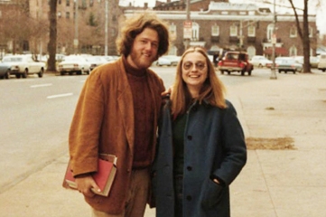 Bill Clinton, lumbersexual, and Hilary Rodham, 1970.